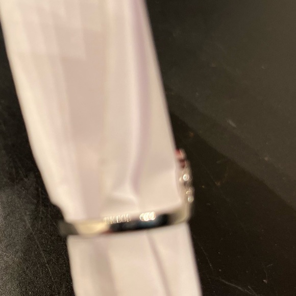 New costume jewelry rings crown , square stones , wedding ring engagement Size 7 - Picture 10 of 15